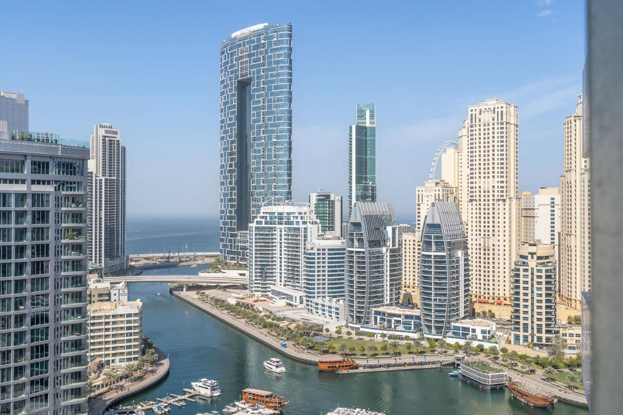 Scenic In Escan Tower With Marina Views * Dubai