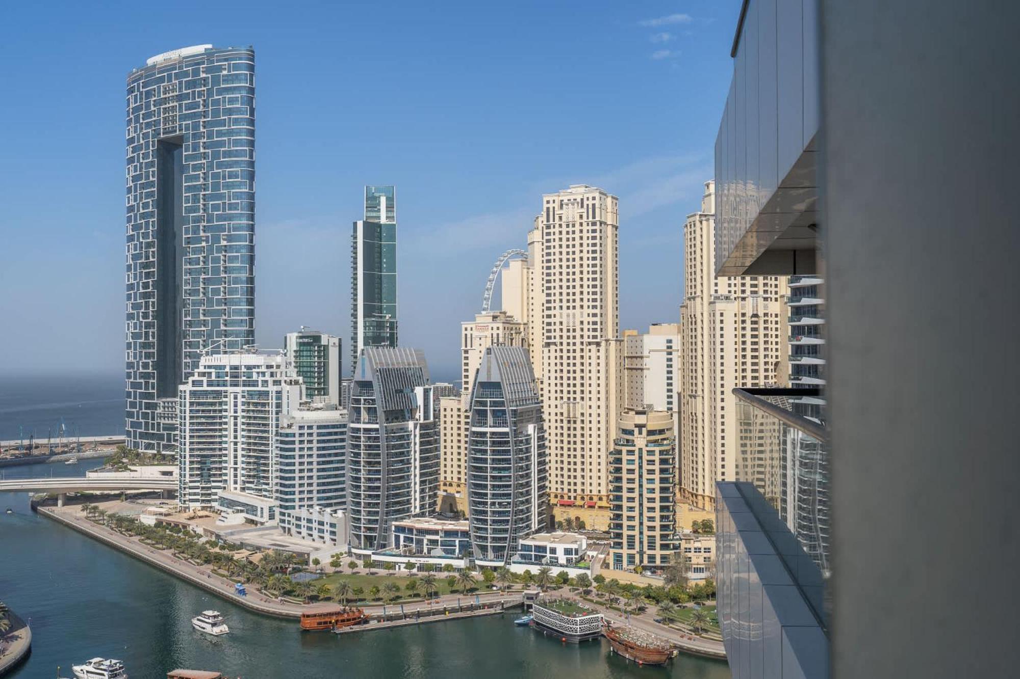 Scenic In Escan Tower With Marina Views Apartment *