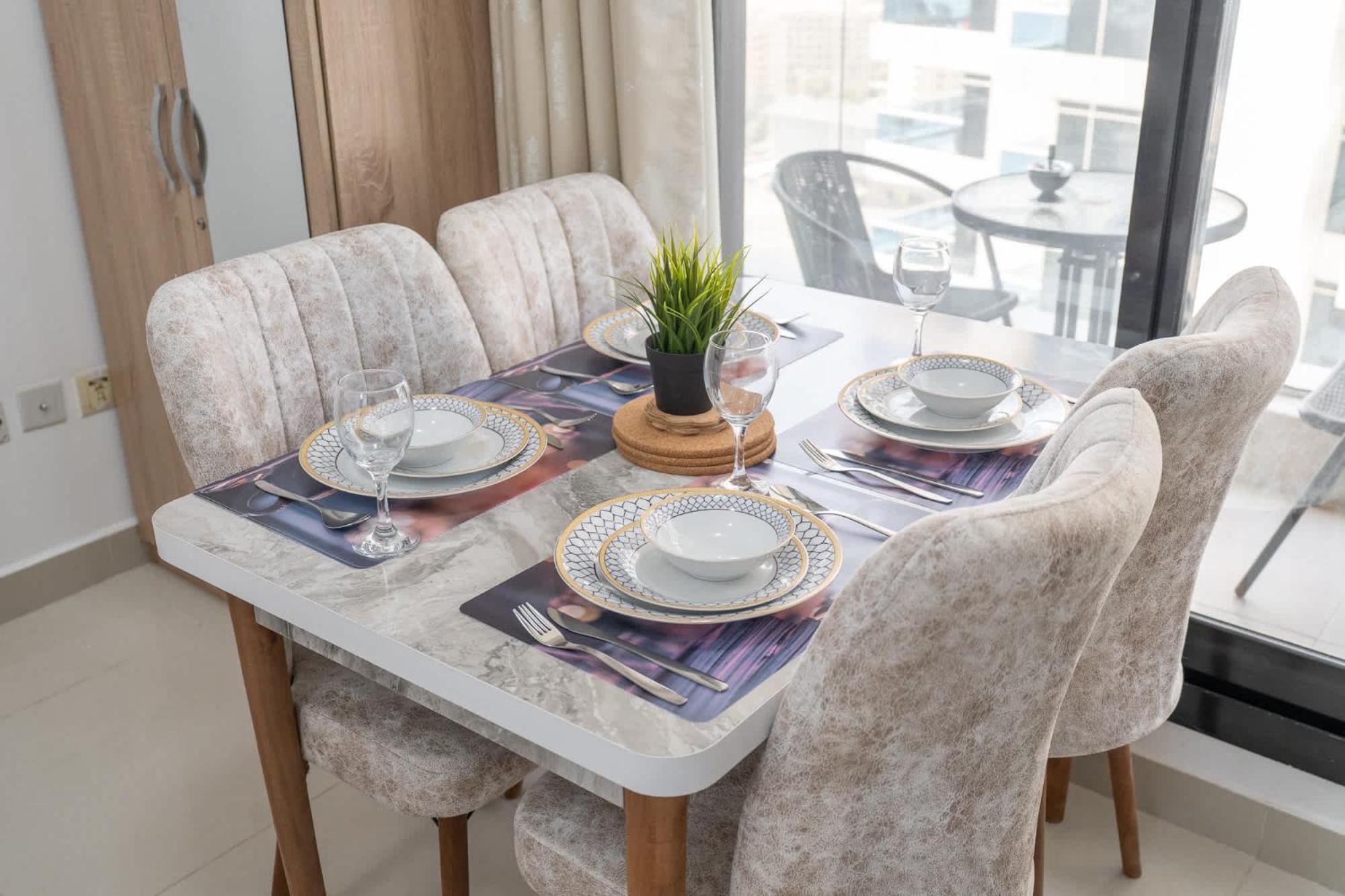 Scenic In Escan Tower With Marina Views Apartment *
