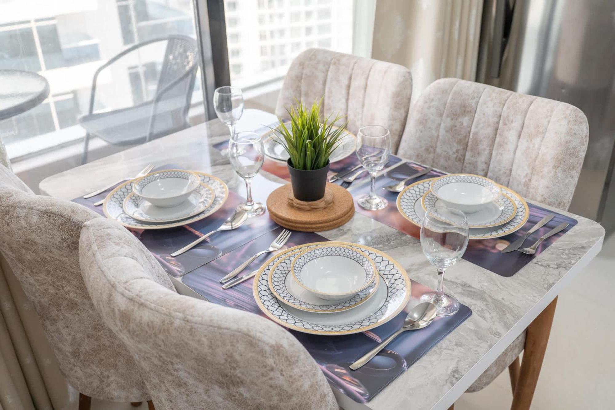 Apartment Scenic In Escan Tower With Marina Views