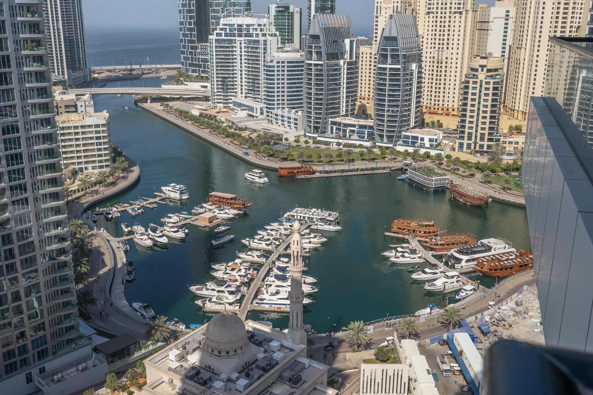 Apartment Scenic In Escan Tower With Marina Views *